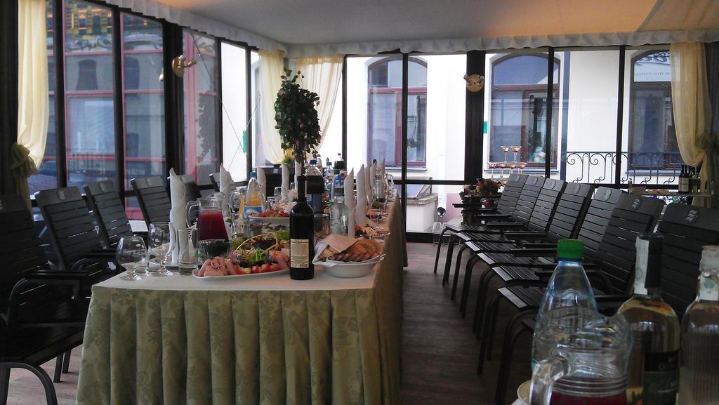 Garni Hotel Minsk Eksteriør billede