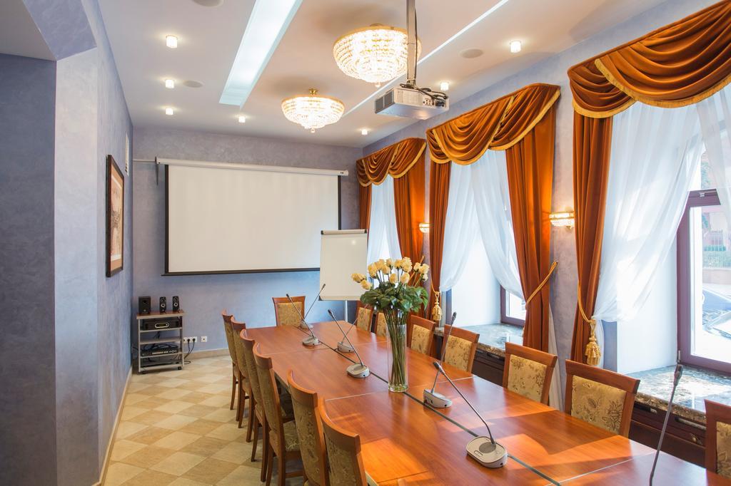 Garni Hotel Minsk Eksteriør billede