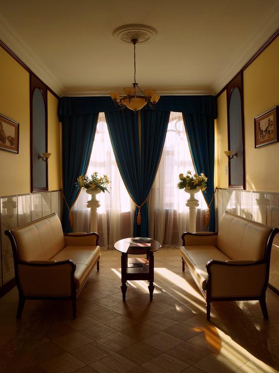 Garni Hotel Minsk Eksteriør billede