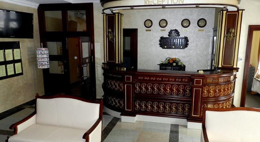Garni Hotel Minsk Eksteriør billede