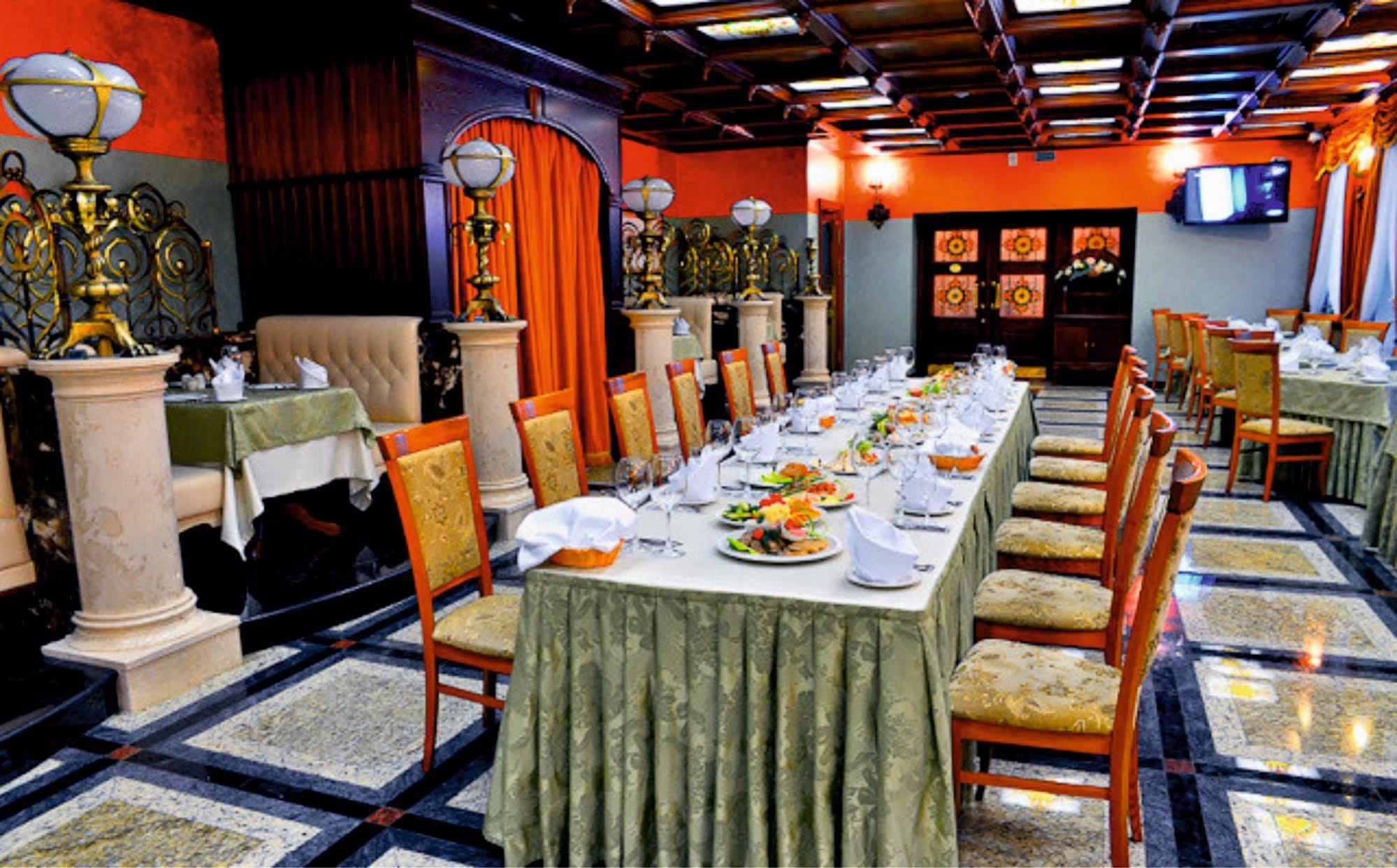 Garni Hotel Minsk Eksteriør billede