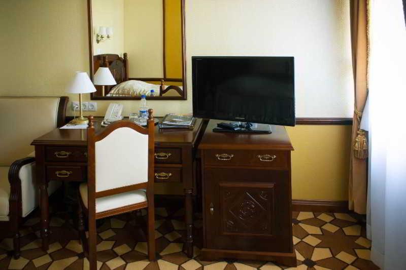 Garni Hotel Minsk Eksteriør billede