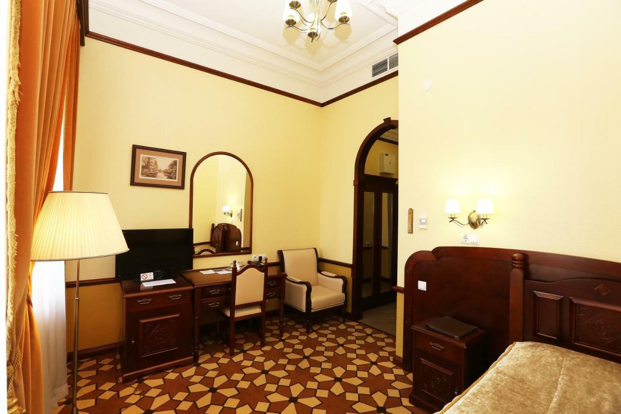 Garni Hotel Minsk Eksteriør billede