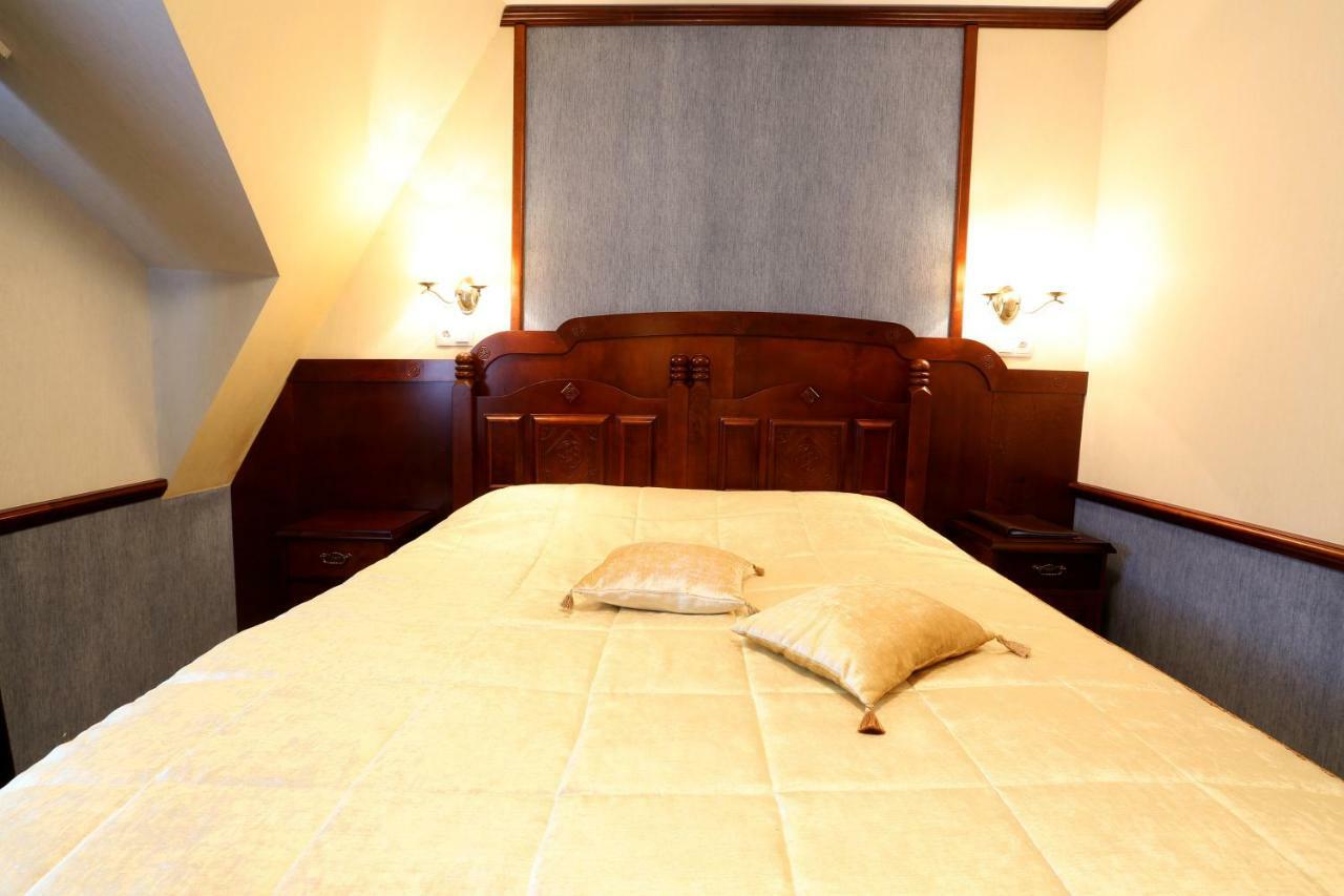 Garni Hotel Minsk Eksteriør billede